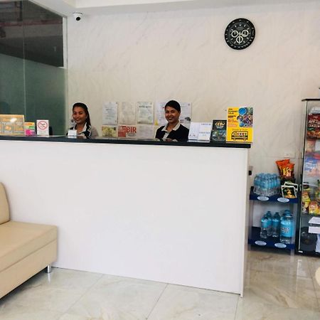 Rublin Hotel Cebu Stadt Exterior foto