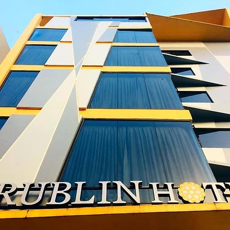 Rublin Hotel Cebu Stadt Exterior foto