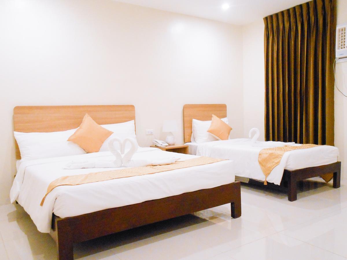 Rublin Hotel Cebu Stadt Exterior foto